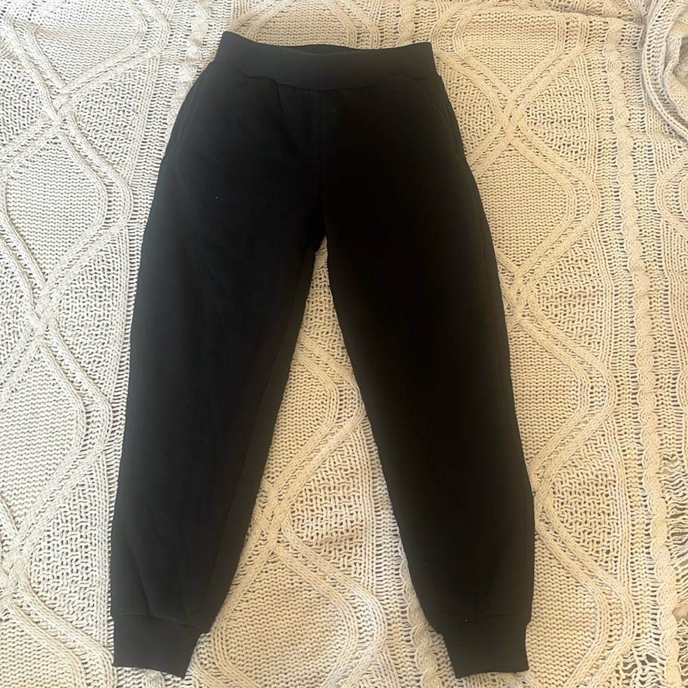 Black fleece lined sweatpants